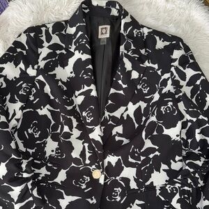Elegant Black and White Floral Women's Blazer